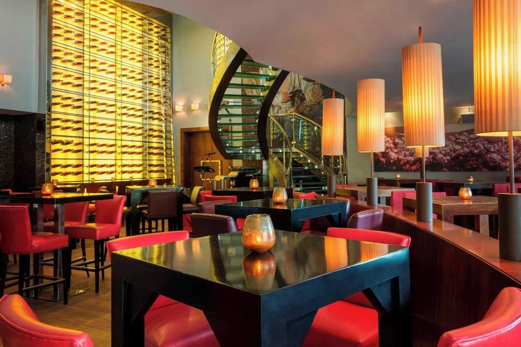 Restaurant, Westin Mina Seyahi Beach Resort & Marina, Dubai