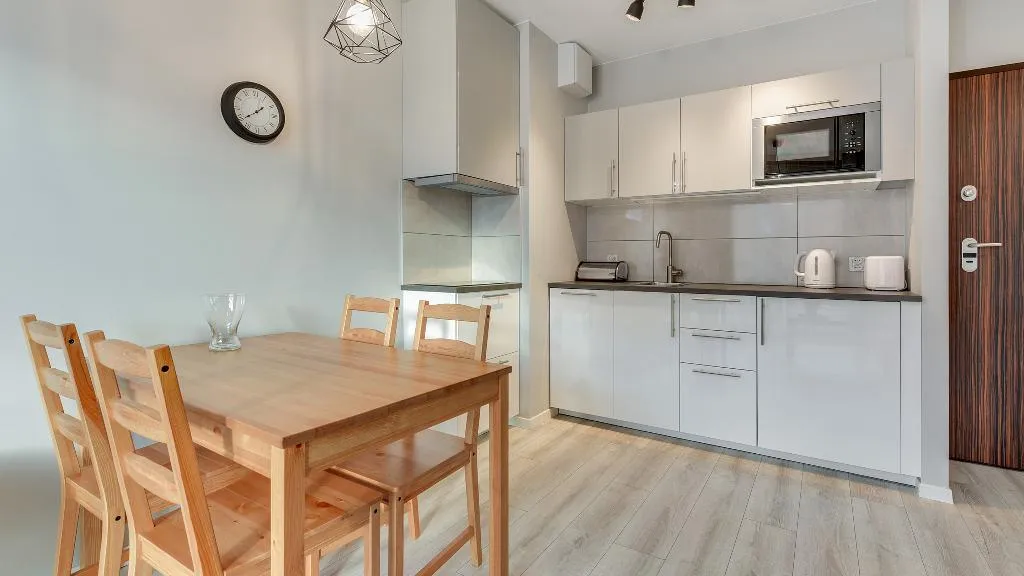 APARTMENT ONE BEDROOM Room, Dom & House Apart Chmielna Park, Gdansk