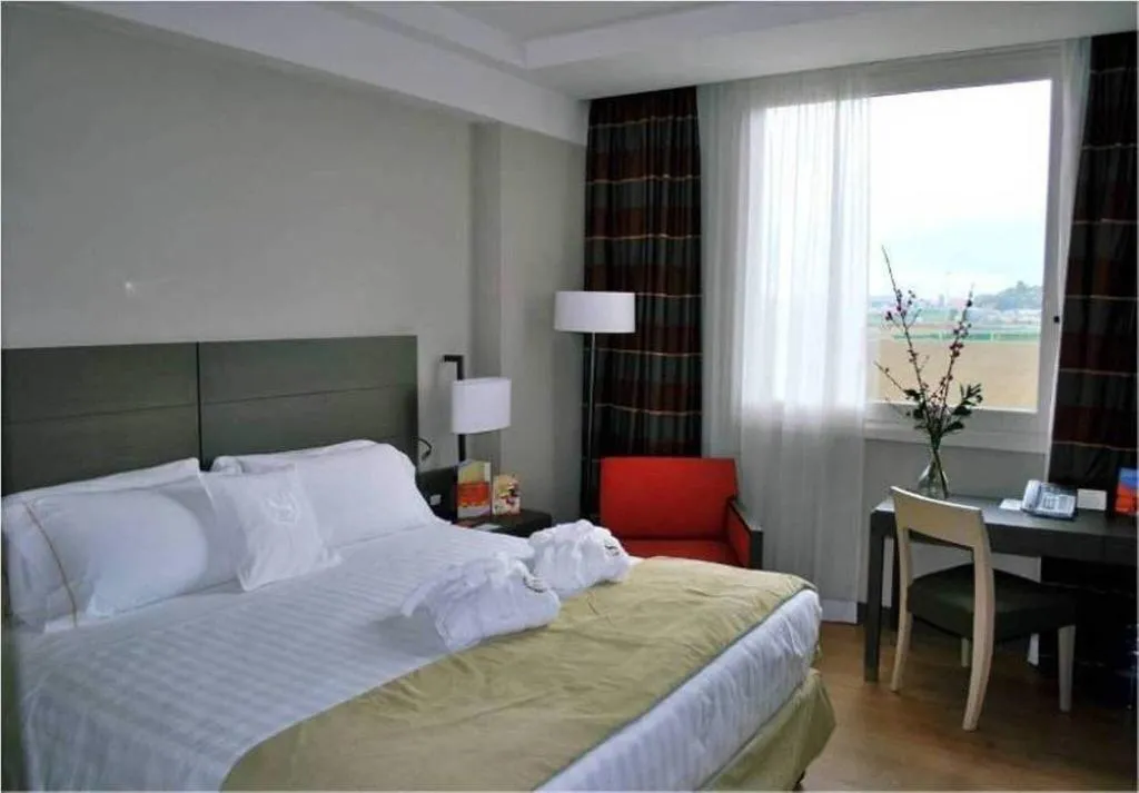 Room, Sheraton Parco de' Medici Rome Hotel, Rome