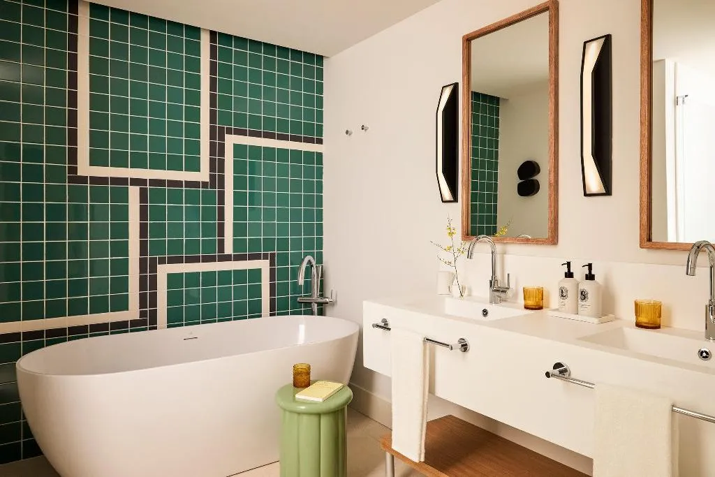 SUITE STANDARD Room, Kimpton Los Monteros Marbella, Costa Del Sol