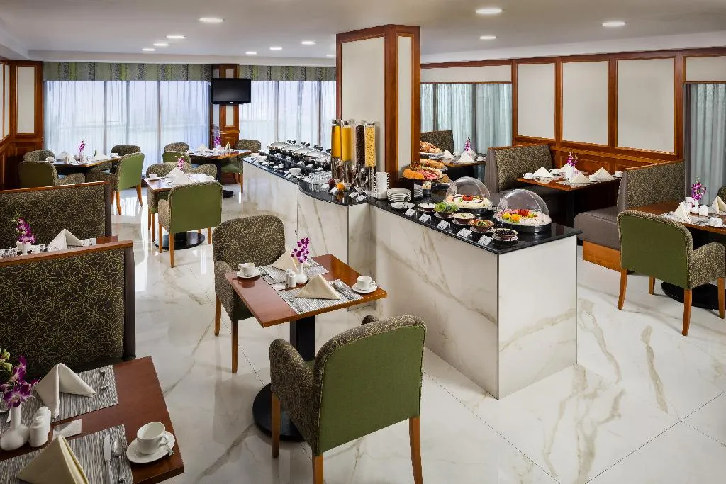 Restaurant, Savoy Park Hotel Apartment, Dubai