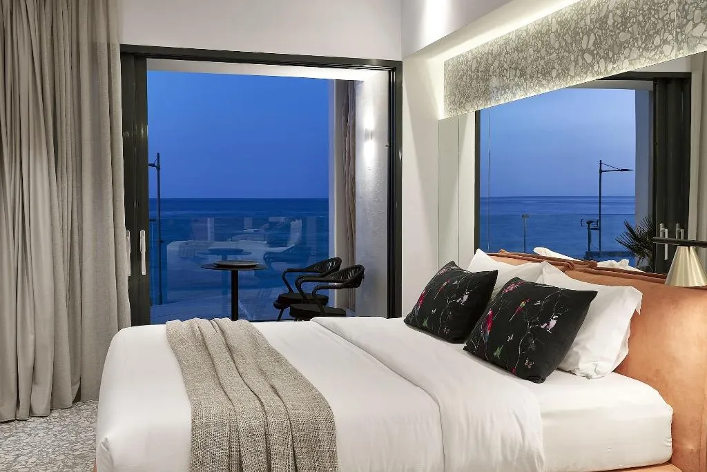 Room, Dyo Suites, Crete