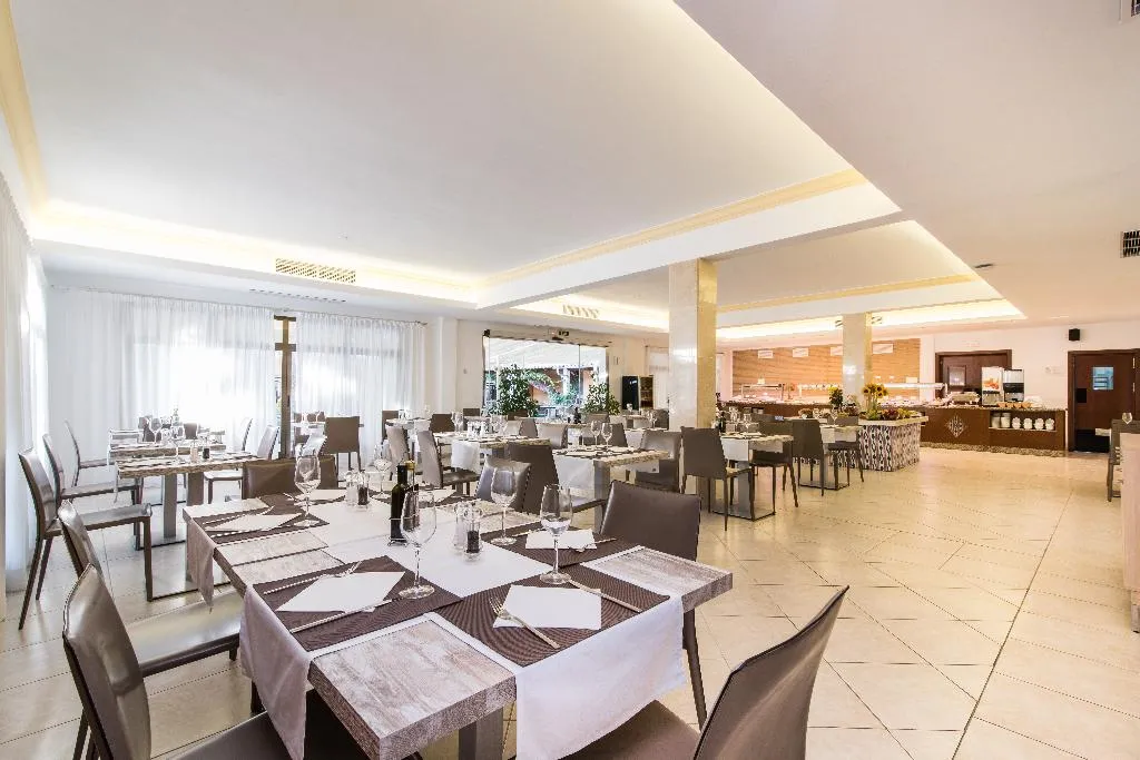 Restaurant, Baviera Hotel, Majorca