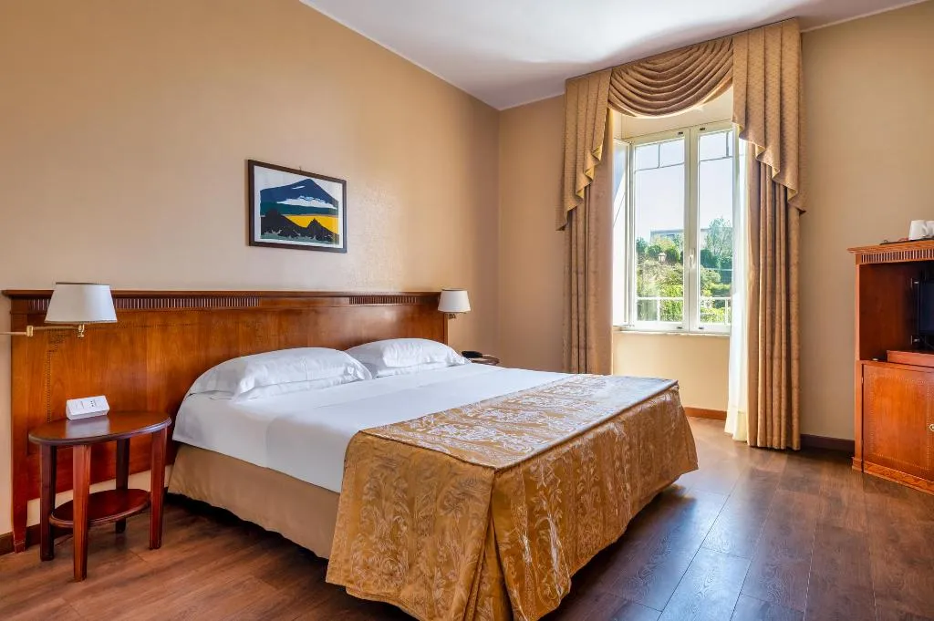 Double or Twin CLASSIC Room, Excelsior Palace, Taormina