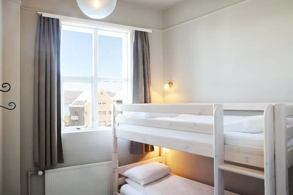 FAMILY ROOM STANDARD Room, Fosshotel Baron, Reykjavik