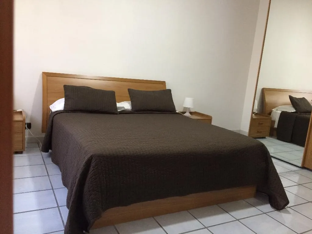 APARTMENT STANDARD Room, Mediterranea Hotel and Convention Center, Naples