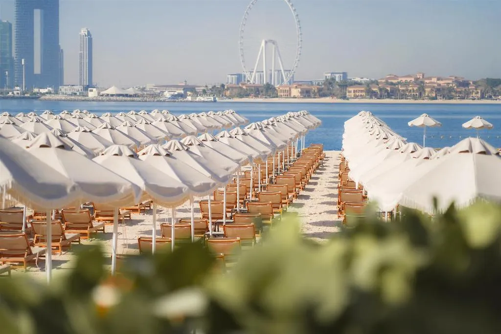 Beach, NH Collection Dubai The Palm, Dubai