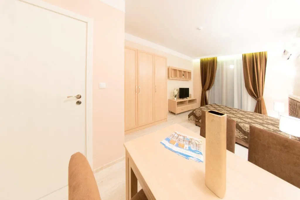 STUDIO STANDARD Room, Harmony Suites Grand Resort 11&12, Bourgas