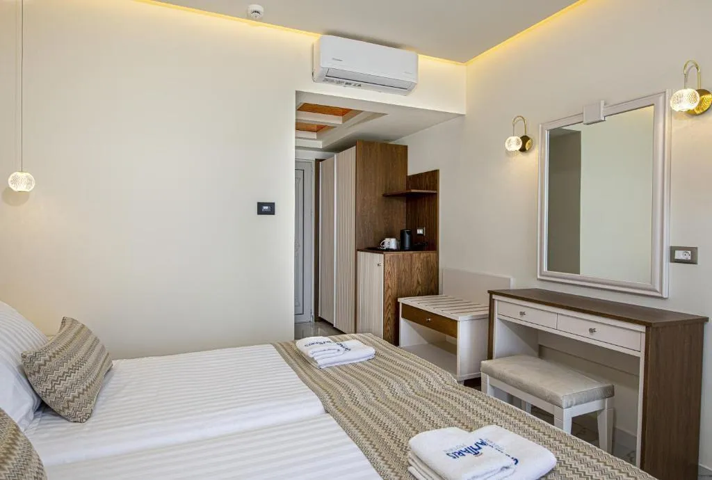 DOUBLE SEA FRONT Room, Vantaris Luxury Beach Resort, Crete