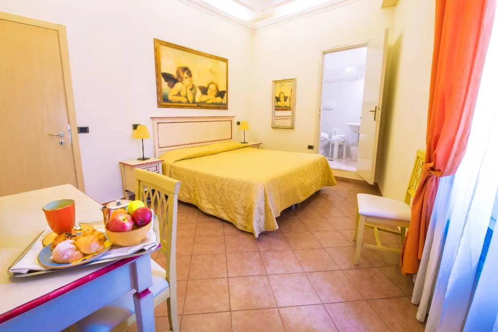 Double or Twin STANDARD Room, Vasari Palace, Florence