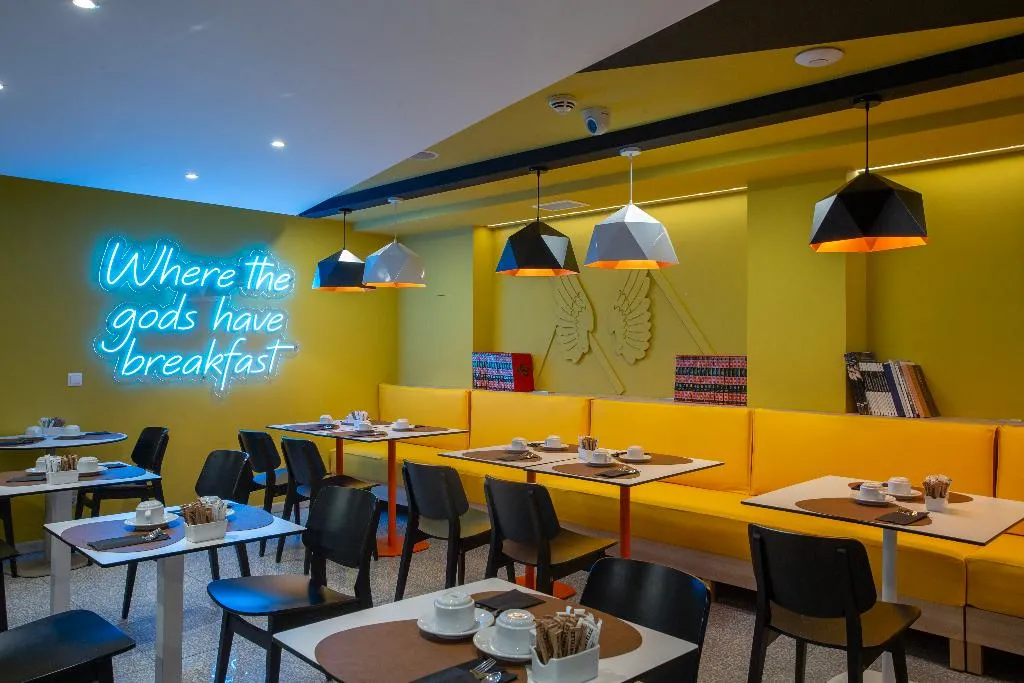 Restaurant, Casual Kubic Athens, Athens