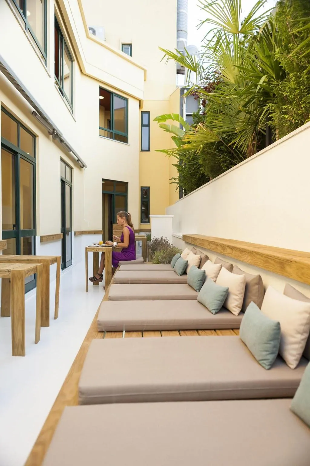 Terrace, Boavista Guest House, Porto