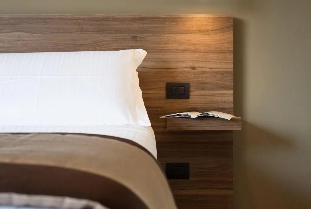 Room, 7Th Floor Suite, Naples