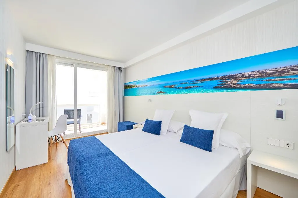 TWIN ECONOMY Room, Negresco, Majorca