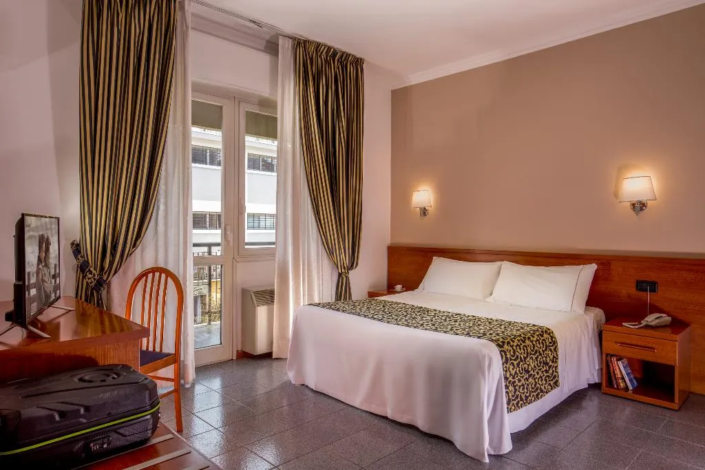 DOUBLE STANDARD Room, Jonico, Rome