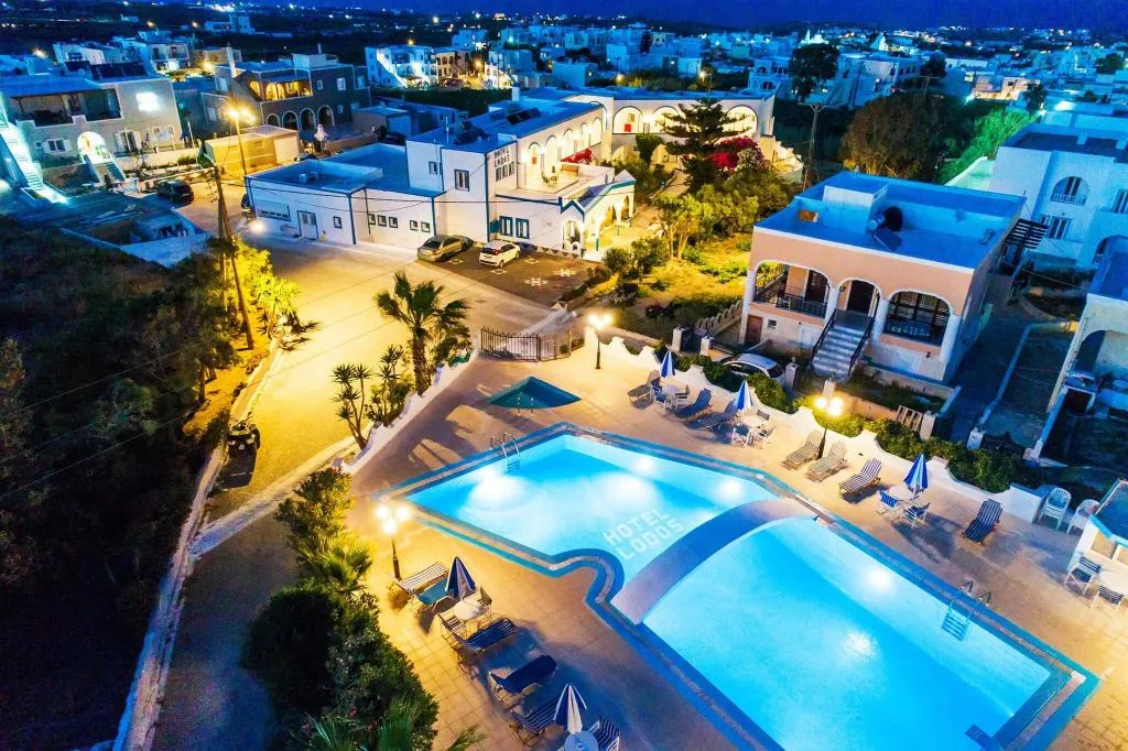 Pool, Lodos, Santorini