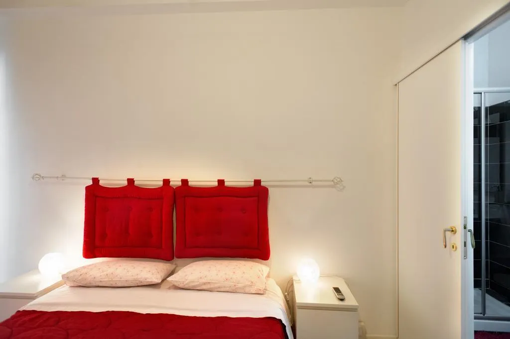 General view, B&B Interno 9, Rome