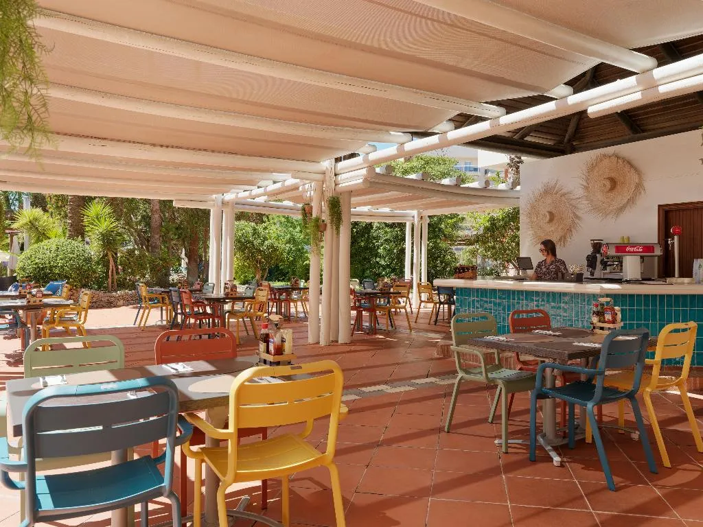 Terrace, H10 Salauris Palace, Costa Dorada