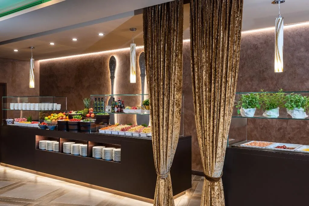 Restaurant, Leonardo Royal Hotel Venice Mestre, Venice