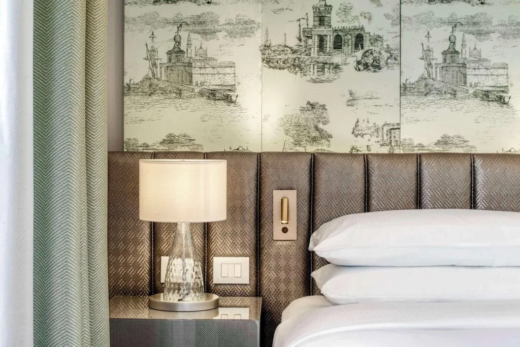 Room, Hilton Molino Stucky Venice, Venice