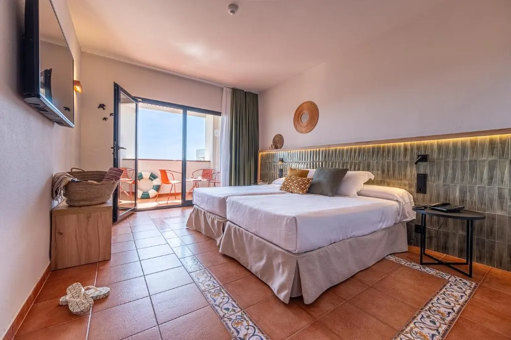 DOUBLE SINGLE USE STANDARD Room, Estival Park Marena, Costa Brava