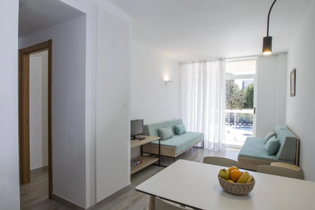 APARTMENT PREMIUM Room, Cye Holiday Centre, Costa Dorada