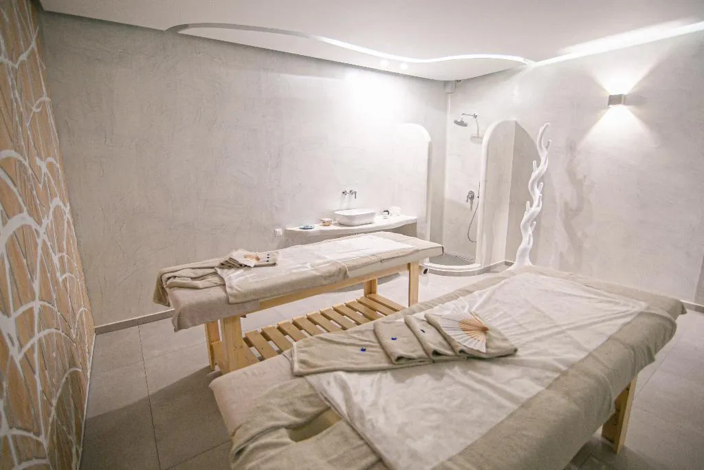 Sports and Entertainment, Acroterra Rosa Luxury Suites & Spa, Santorini