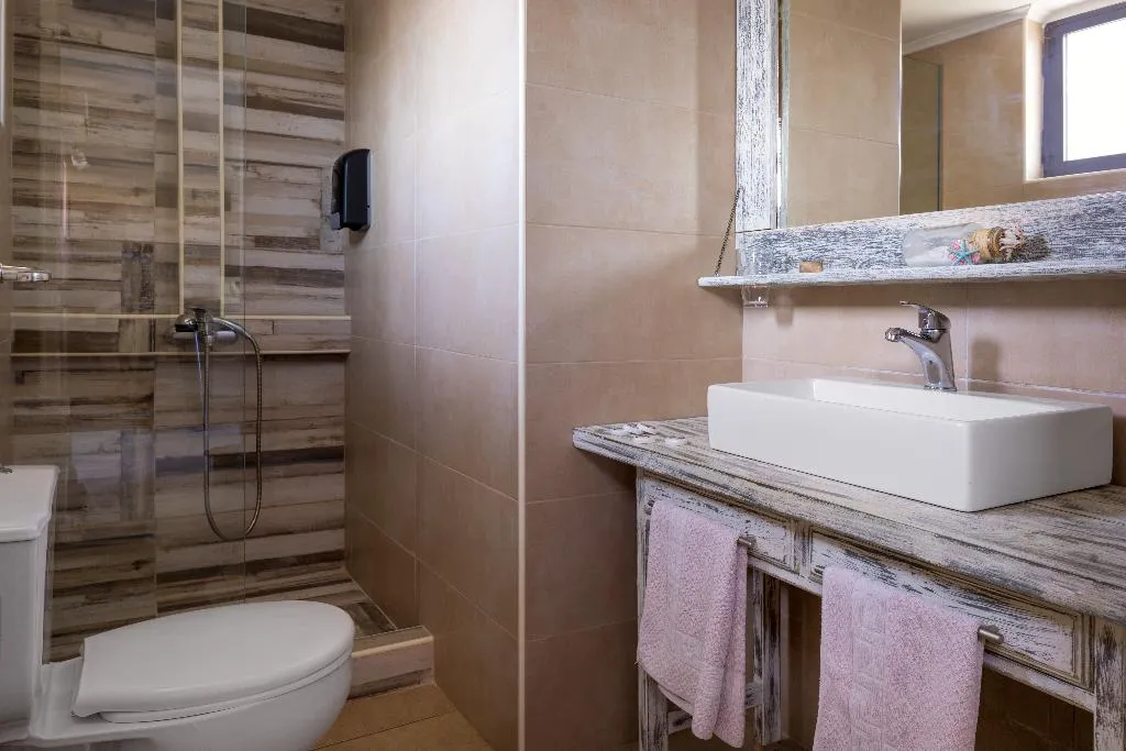 APARTMENT ONE BEDROOM Room, Nireas Hotel, Crete