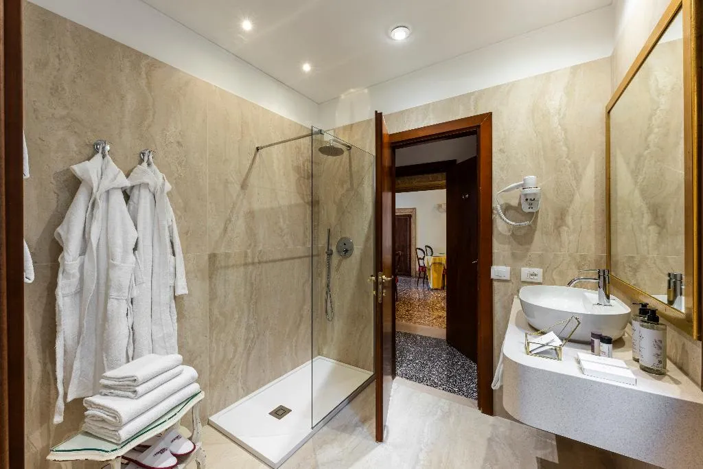 QUADRUPLE DELUXE Room, Casa Verardo - Residenza D'Epoca, Venice