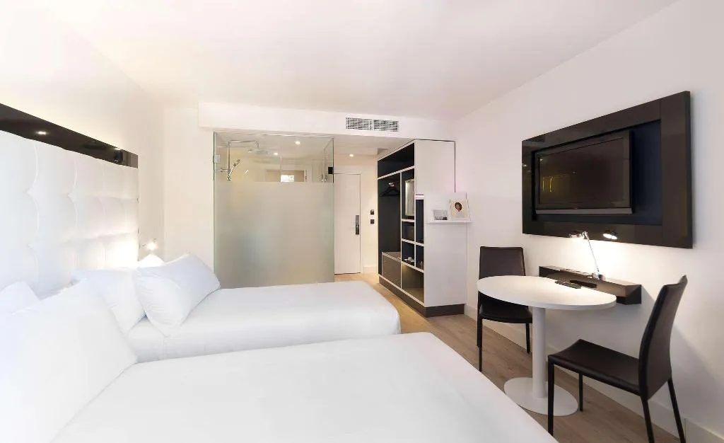 Room PREMIUM CITY VIEW Room, Innside Palma Bosque Hotel, Majorca