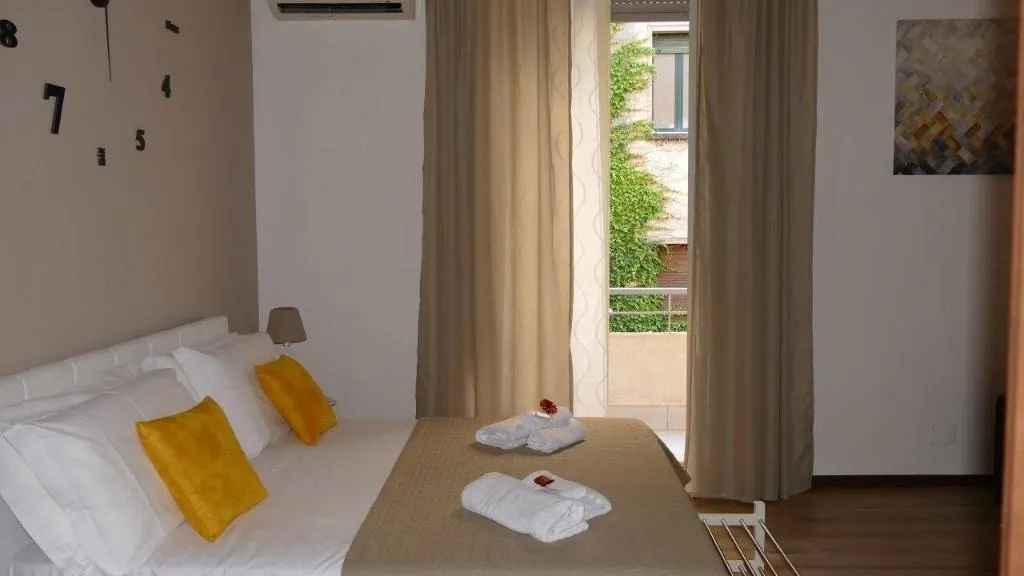 Room, Fusorario B&B, Catania