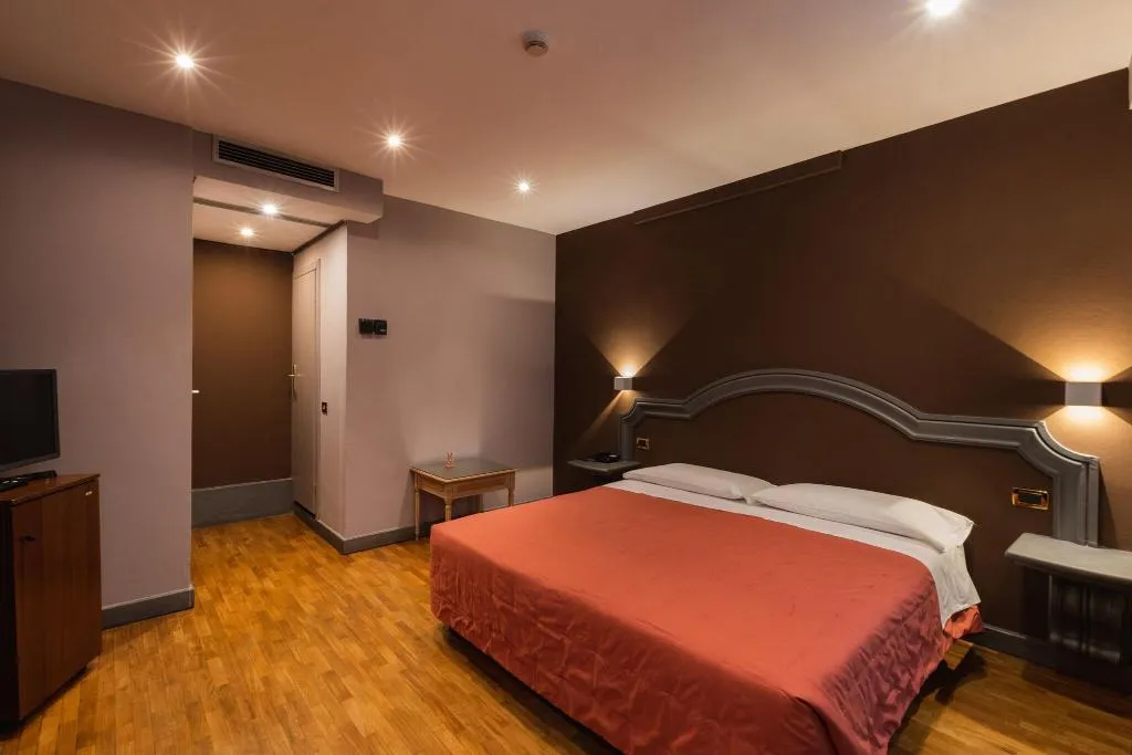 DOUBLE STANDARD Room, Unicorno, Florence