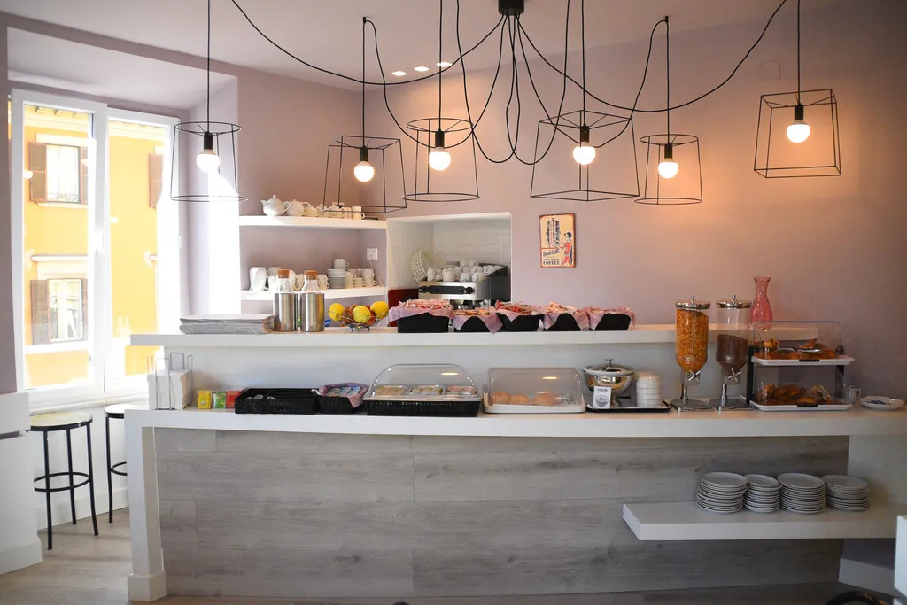 Bar, Fiori, Rome