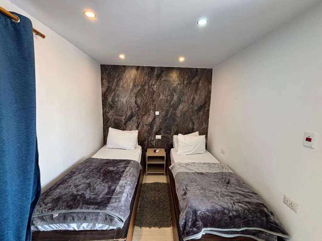 Double or Twin DELUXE WITH BALCONY Room, Sol Pyramids Inn, Cairo