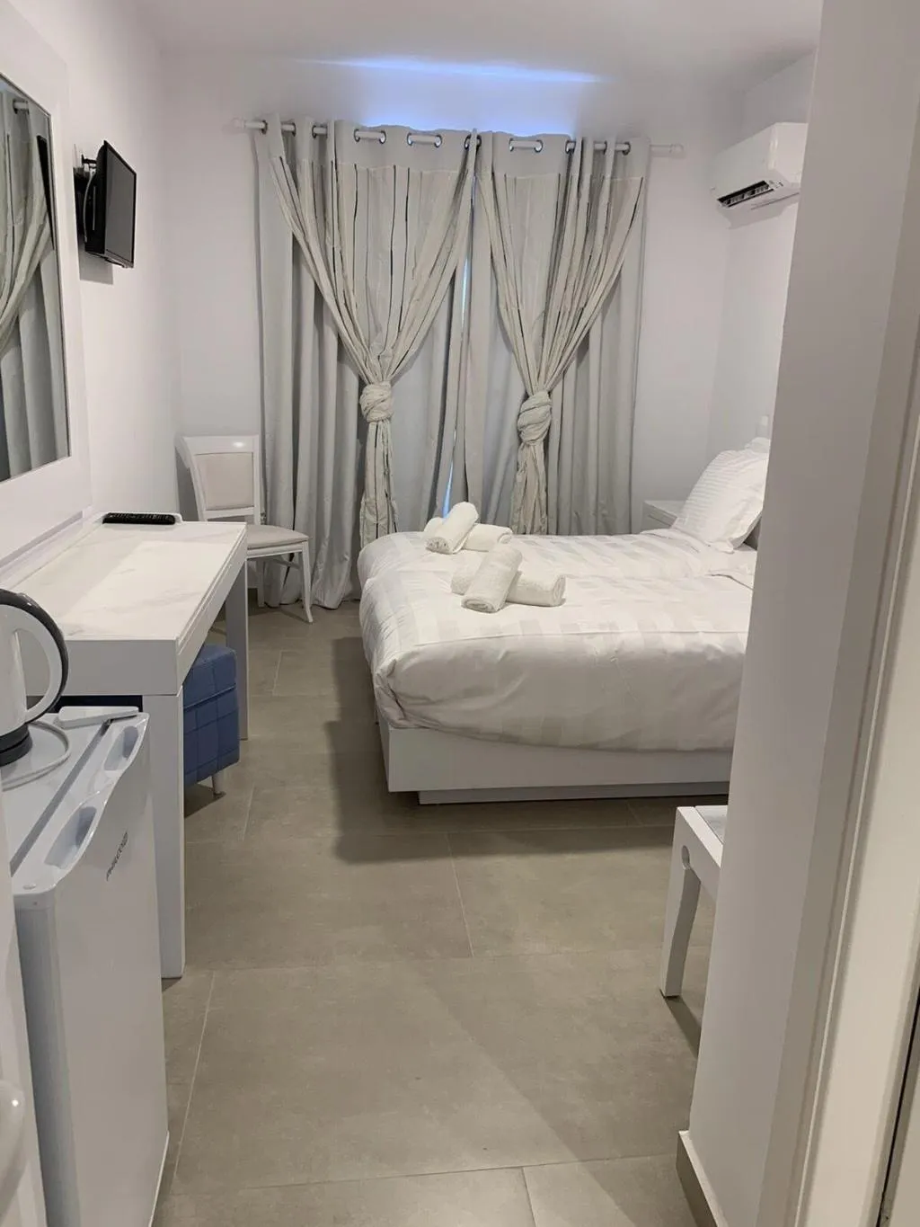 Room, Jenny's Summer Houses, Mykonos