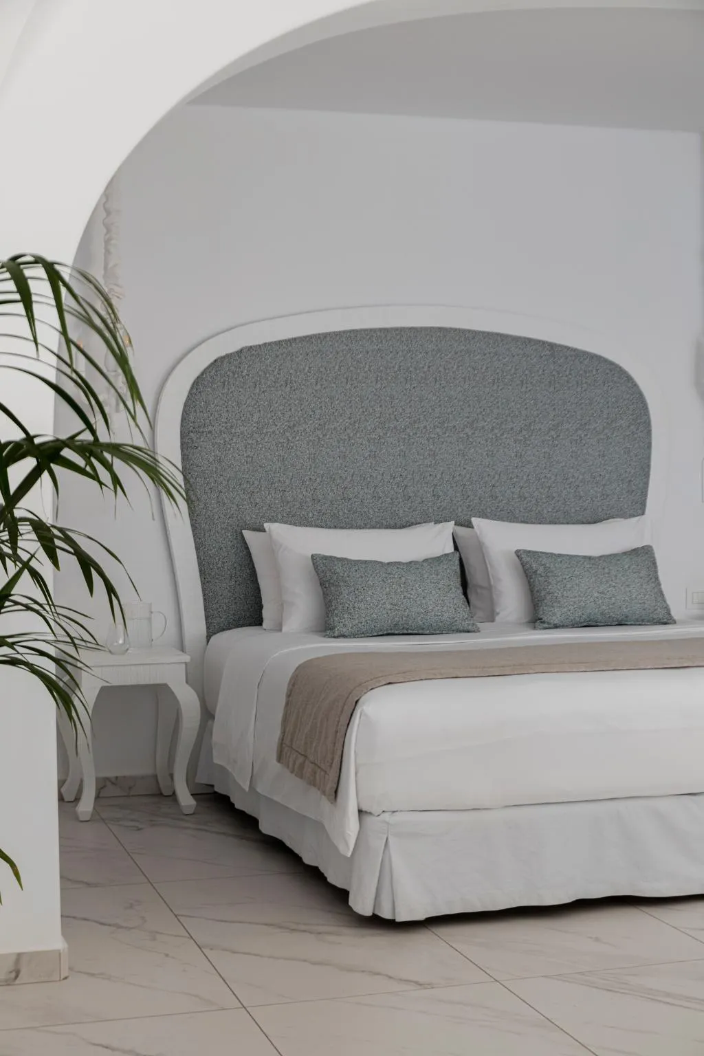 SUITE WITH PRIVATE POOL Room, Canaves Oia Suites, Santorini