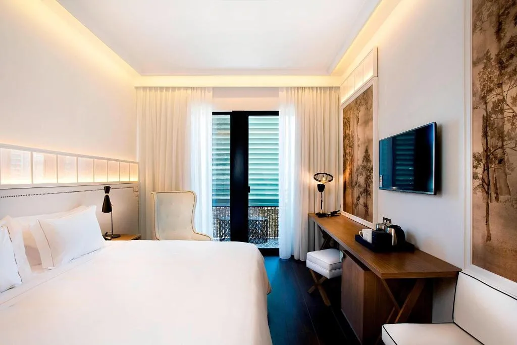 Room, Cotton House, Autograph Collection, Barcelona