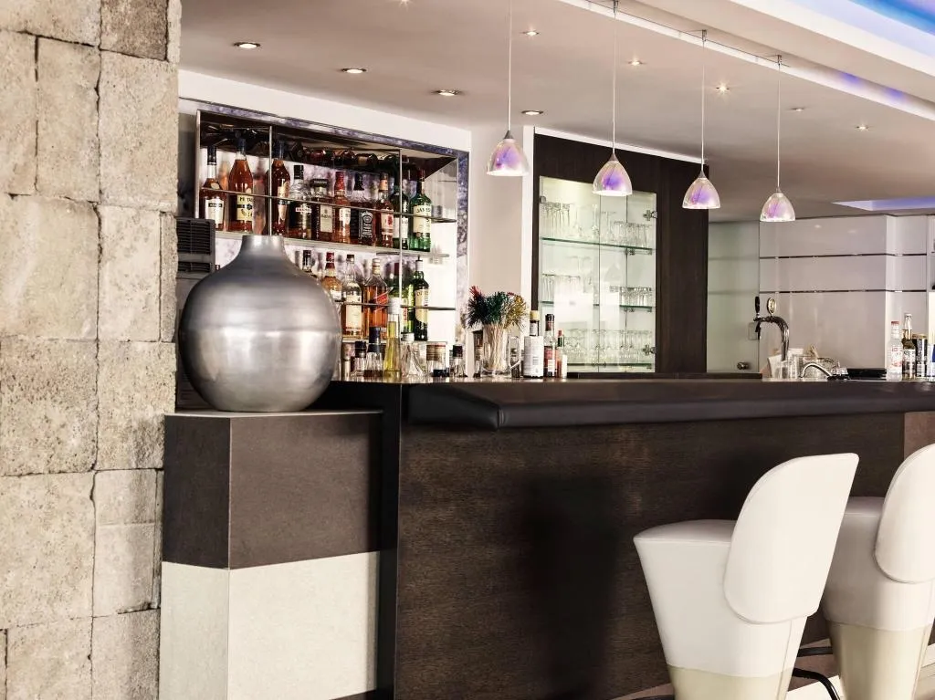Bar, Esperia, Rhodes