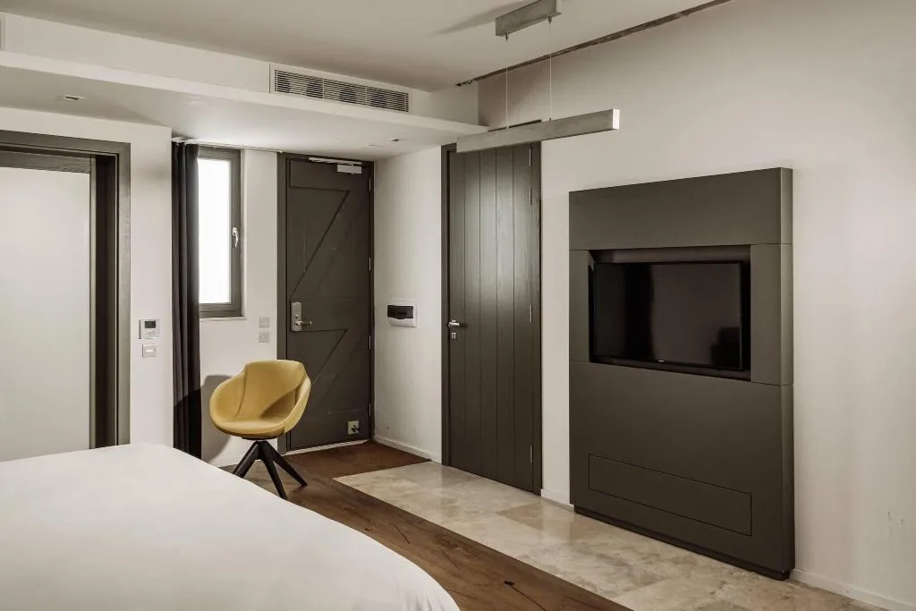 DOUBLE SUPERIOR QUEEN BED Room, 19 Rooms, Malta