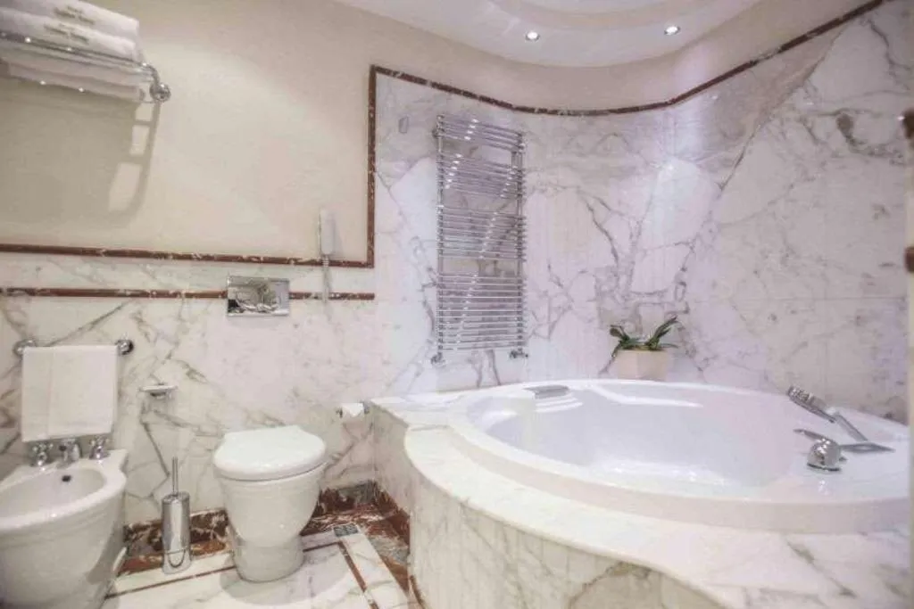 Room, Golden Tower Hotel & Spa, Florence