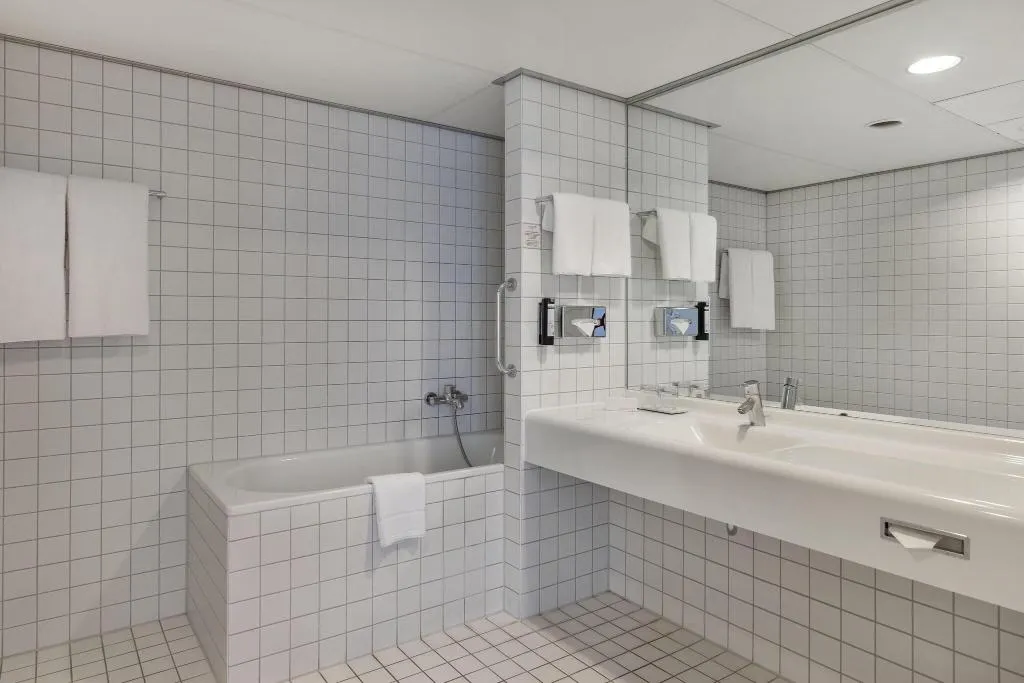 SUITE BUSINESS Room, Arcotel Velvet Berlin, Berlin
