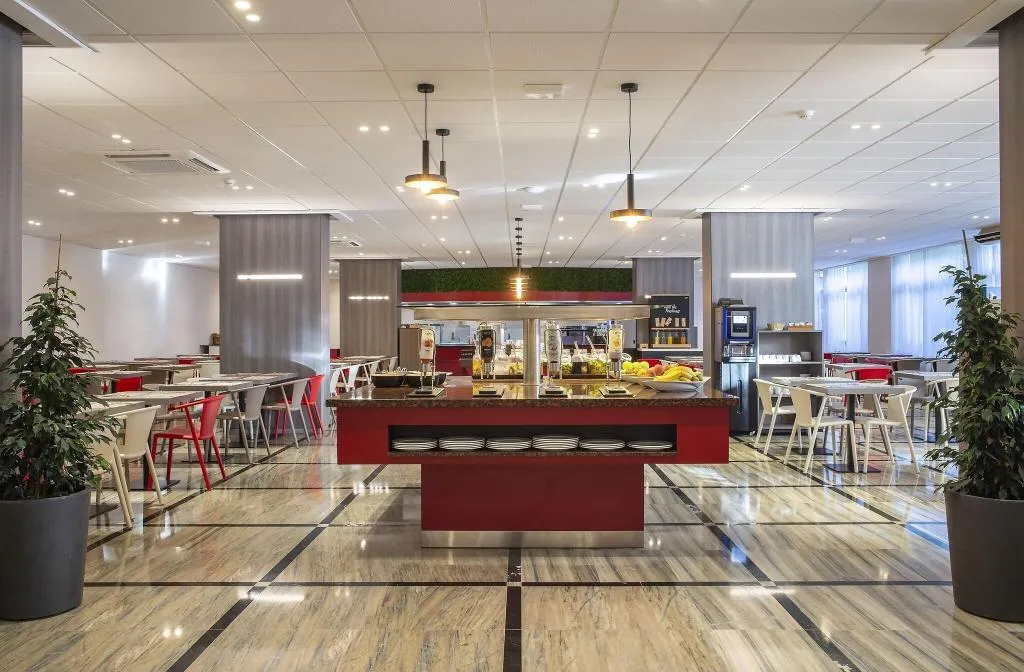 Restaurant, Pierre & Vacances Hotel Salou Sunset, Costa Dorada