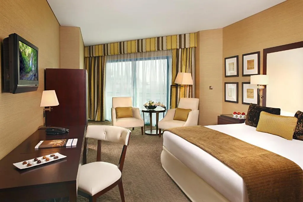 Double or Twin DELUXE Room, Movenpick Grand Al Bustan Hotel, Dubai