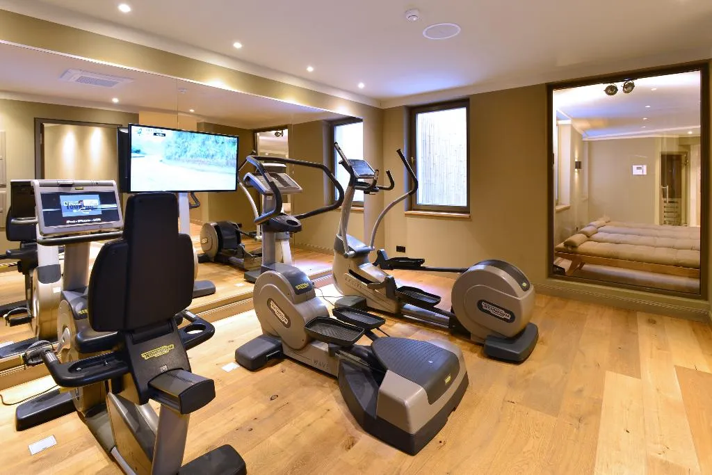 Sports and Entertainment, monbijou hotel, Berlin