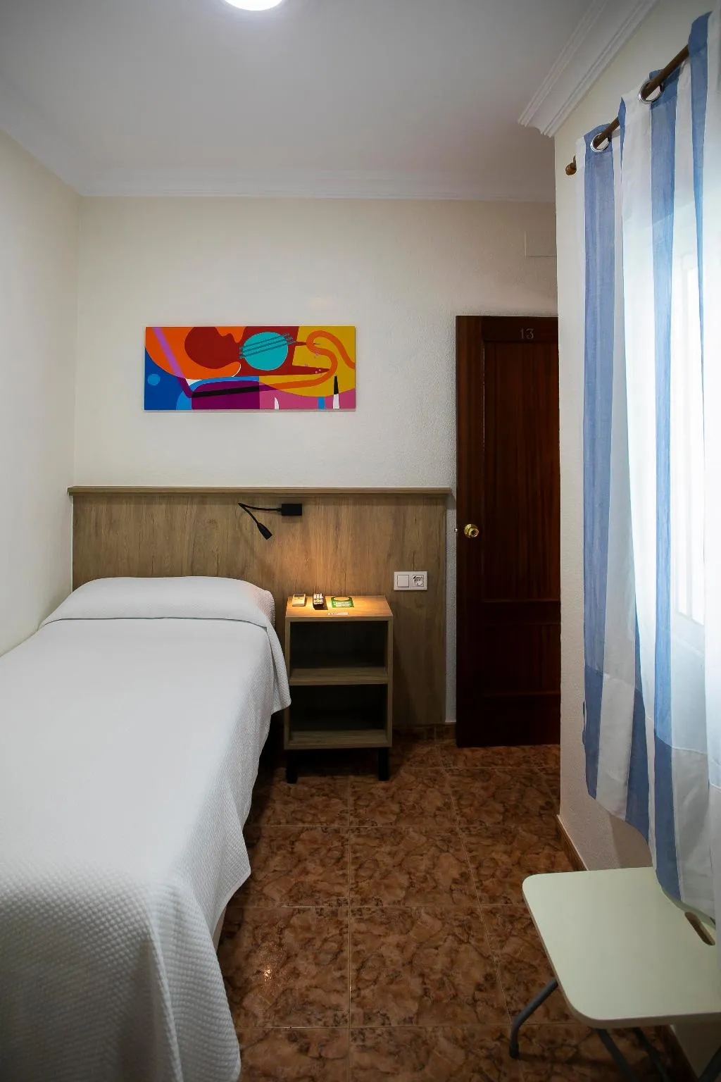 DOUBLE SINGLE USE WITH DOUBLE BED Room, Pensión dulces sueños, Seville