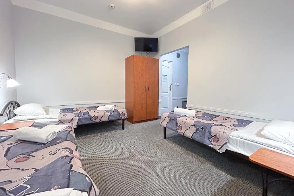 TRIPLE THREE BEDS Room, OK Hotel, Riga