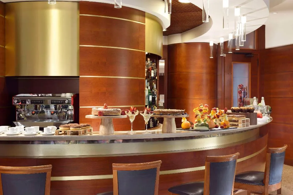 Restaurant, UNA HOTELS Cusani Milano, Milan