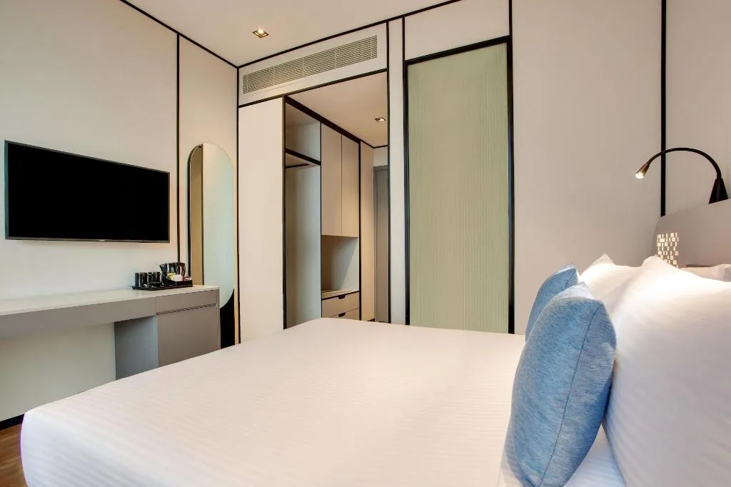 Room, Lemon Tree Hotel Jumeirah, Dubai, Dubai