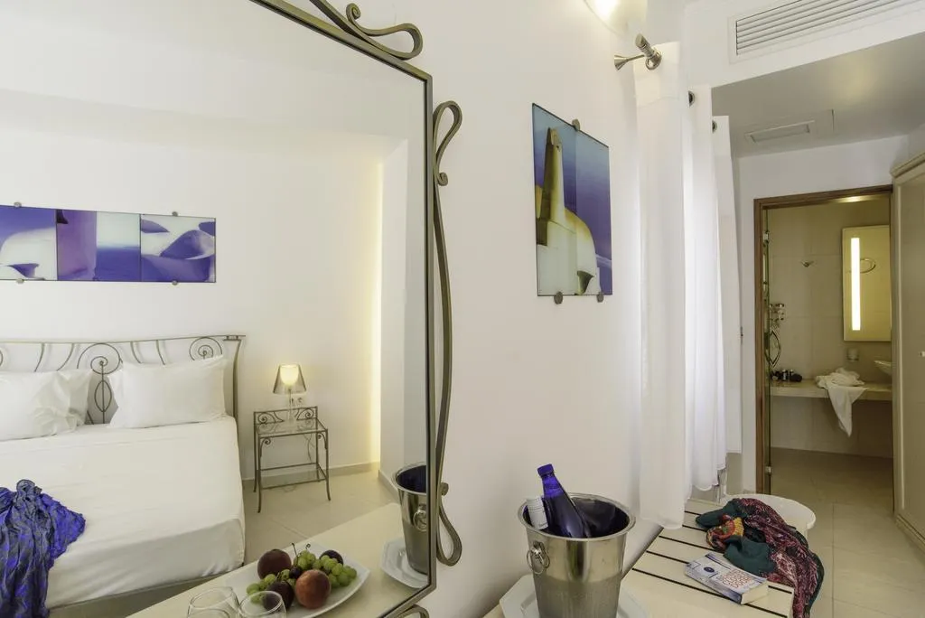 DOUBLE SINGLE USE STANDARD Room, La Mer Deluxe Hotel & Spa, Santorini