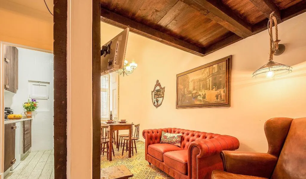 Room, Casinha Dos Sapateiros, Lisbon